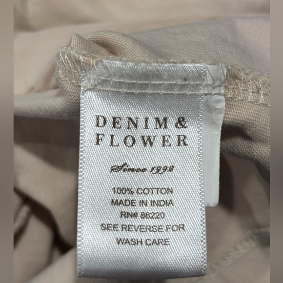 Set Of 2 Kids Casual Tops T Shirts Boy Size M (different brands) - Picture 4 of 7